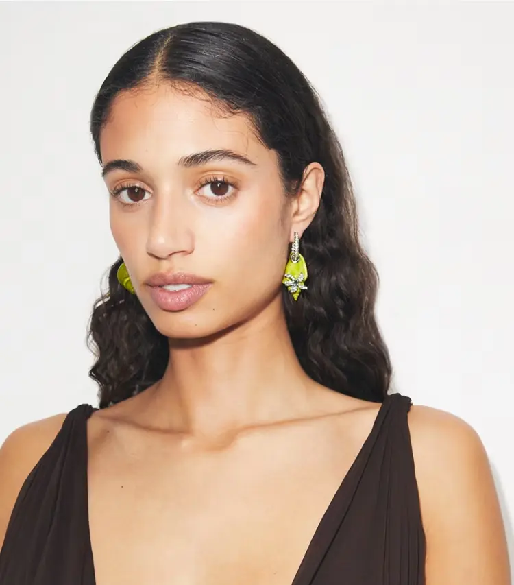 Curiosity Shell Hoop Earrings - Image 3