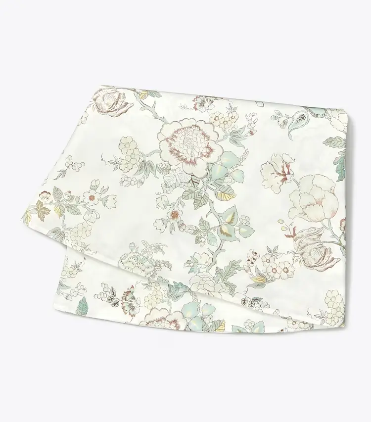 Happy Times Bouquet Round Tablecloth, 120"