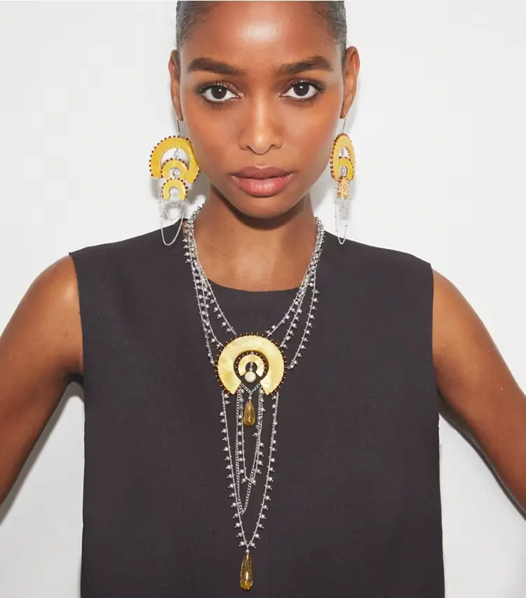 Curiosity Layered Necklace - Image 2
