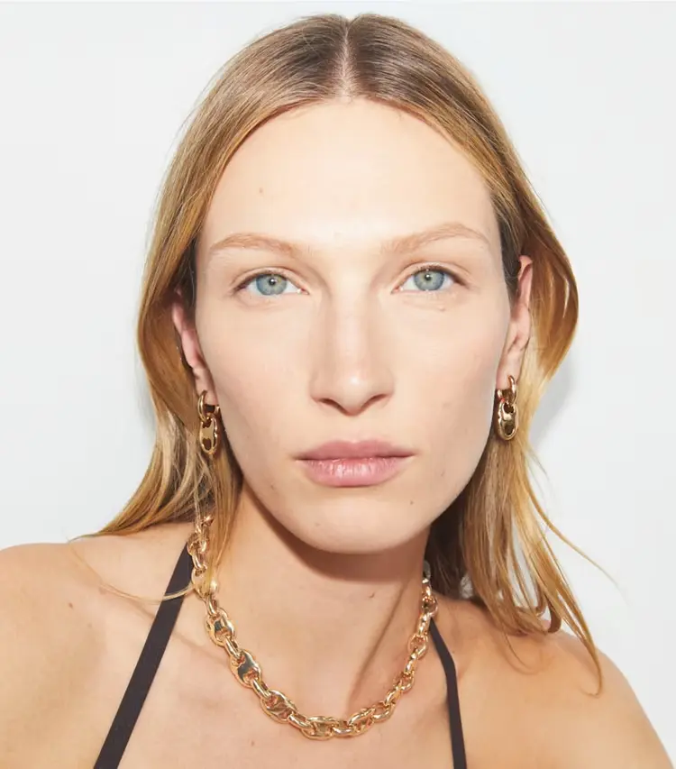 Gemini Link Small Hoop Earrings - Image 3