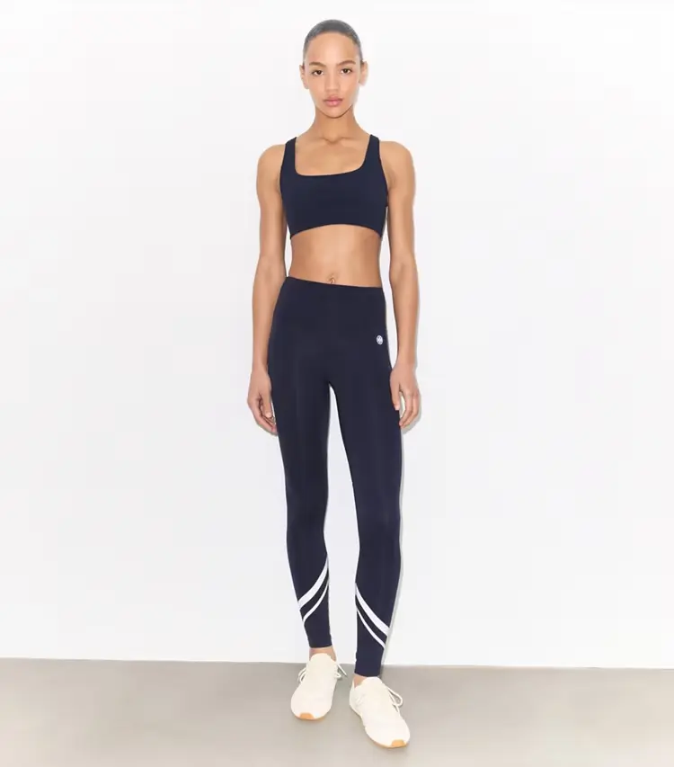 Weightless Chevron Legging - Image 2