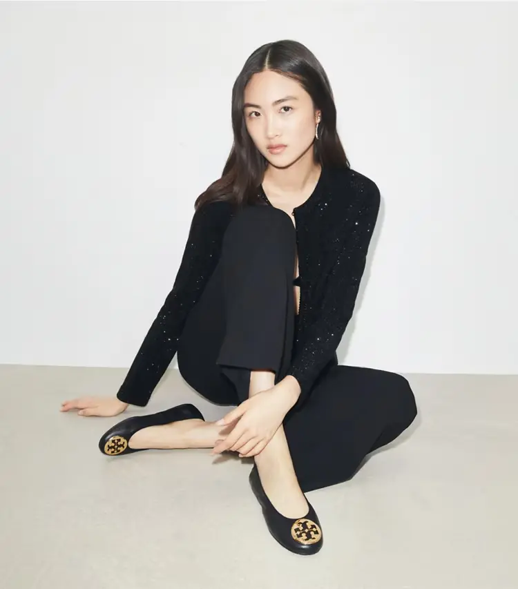 Reva Travel Ballet - Image 2