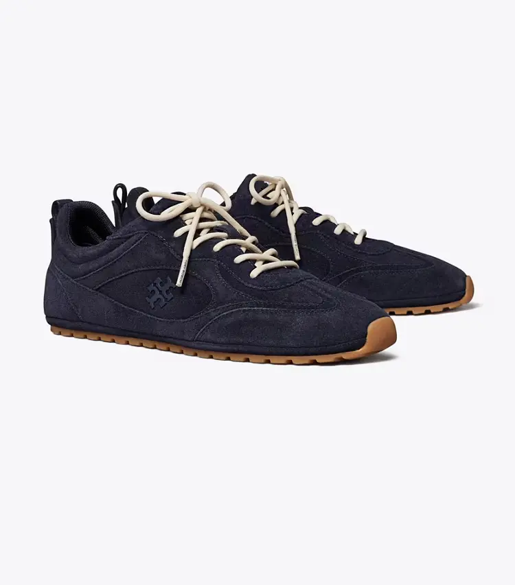 Field Sneaker