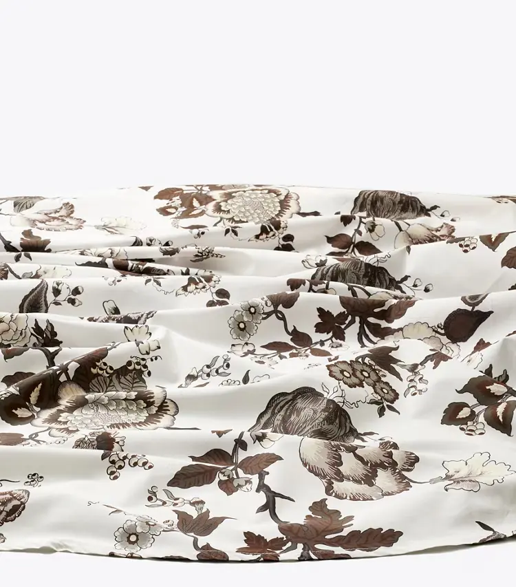 Happy Times Bouquet Round Tablecloth, 90" - Image 3