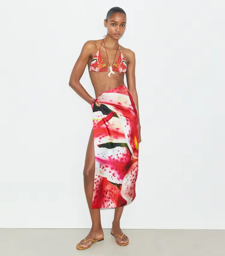 Lily Silk Square Scarf - Image 4